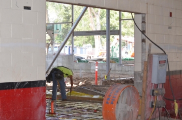 Athletic center hard-hat tour, August 2018