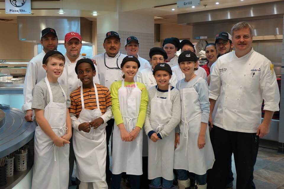 tudents 'Eat Up' Chef Mentoring Program