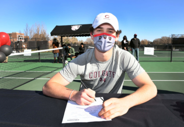 CA-ATHLETE-SIGN-11-11-2020098